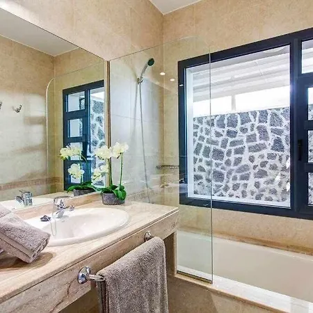 Villa Homu Bianca Fantastica Con Piscina Privad Playa Blanca (Lanzarote)