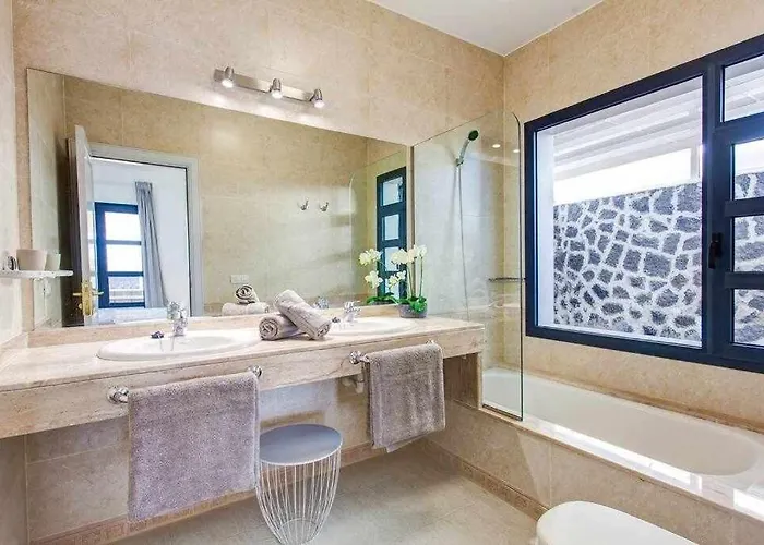 فيلة Homu Bianca Fantastica Con Piscina Privada