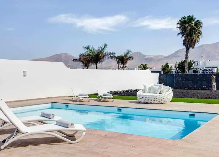 Homu Bianca Fantastica Con Piscina Privada فيلة *