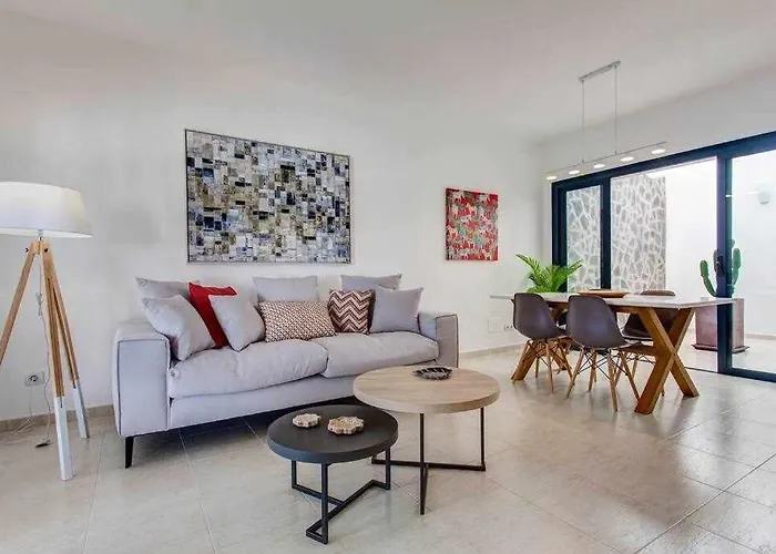 Homu Bianca Fantastica Con Piscina Privada فيلة *